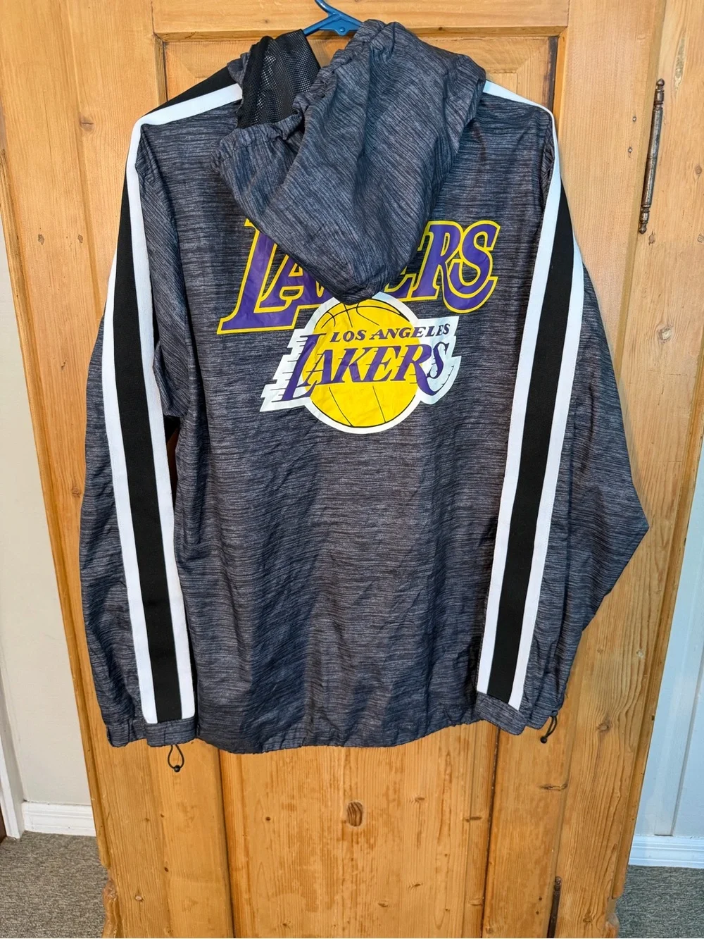 NBA LA Lakers Lightweight Windbreaker Men's Sz Large, Like New Sporty